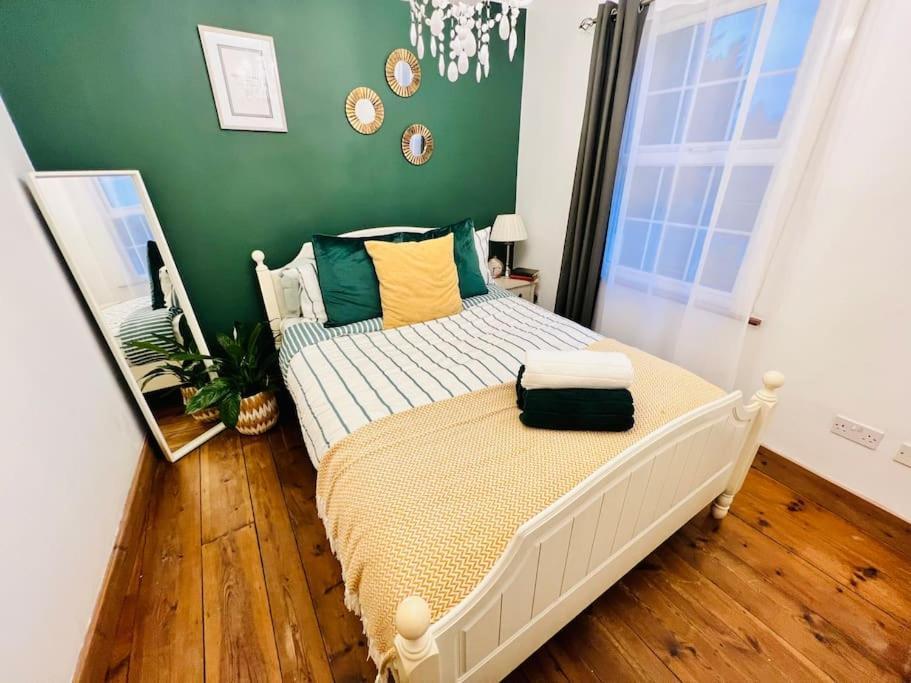 Cosy Cottage In Central Reading Free Parking & Fast Wifi Εξωτερικό φωτογραφία