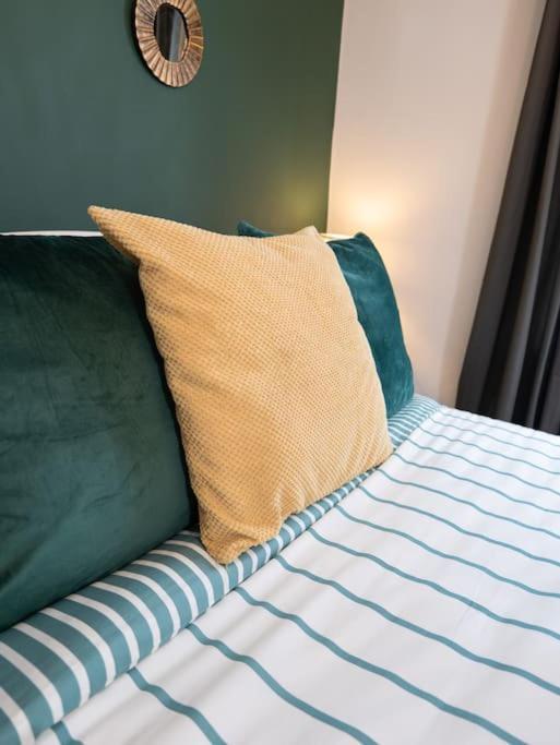 Cosy Cottage In Central Reading Free Parking & Fast Wifi Εξωτερικό φωτογραφία